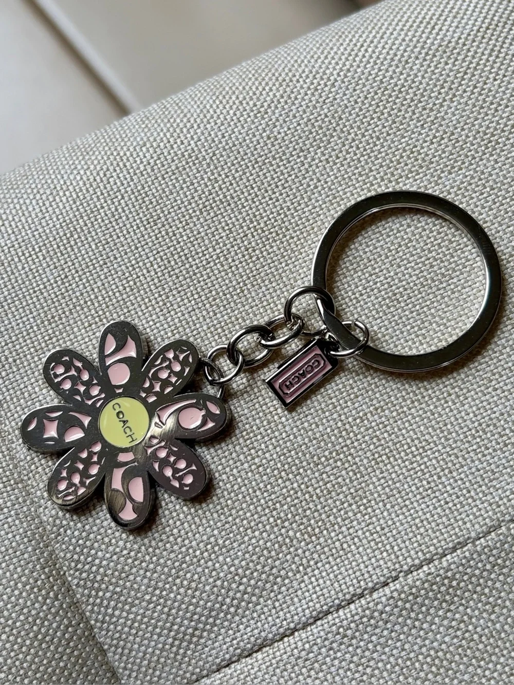 Pink Floral Logo Keychain Bag Charm - Picture 3 of 5